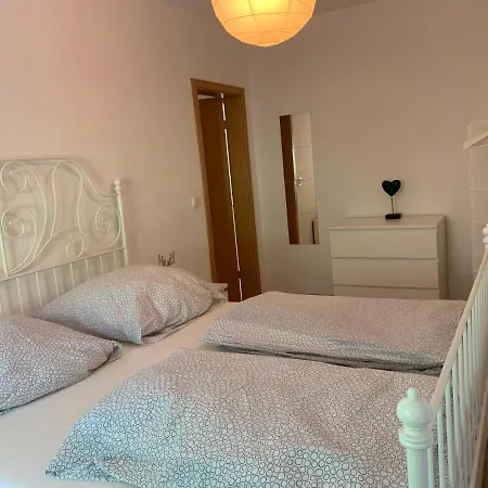 Moderne Für 5 Gäste In Apartment Oberwiesenthal