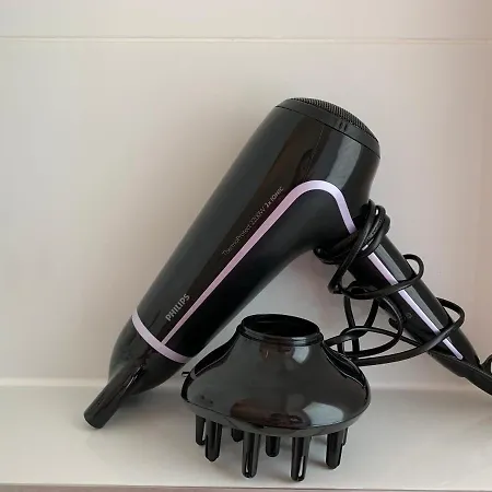 Moderne Fuer 5 Gaeste In *